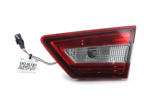 right-tailgate-light-renault-clio-iv-bh_-2012-2013-2014-2015-2016-2017-2018-2019-2020-2021-32076933 main image