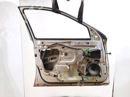Left front door VOLVO V70 II (285) D5 | BP12070756C2 