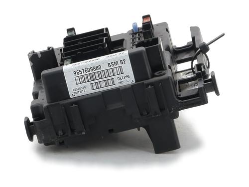 Used Fuse box PEUGEOT 206+ (2L_, 2M_) 1.4 i (73 hp) 29522722