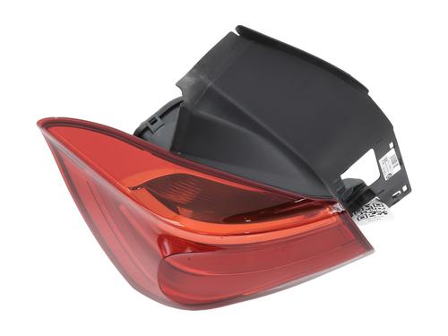 Venstre Baklys BMW 1 (F20) 114 d (95 hp) 31699077