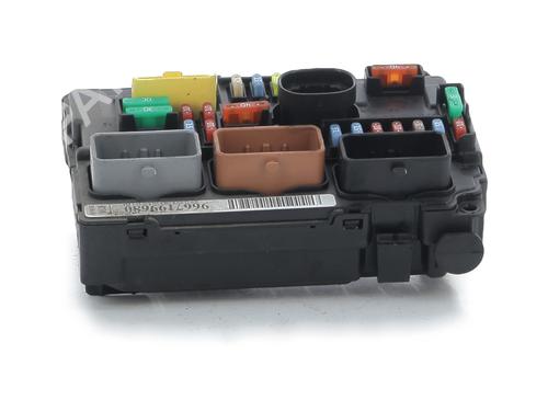 fuse-box-citroen-c3-ii-sc_-2009-32513530 main image