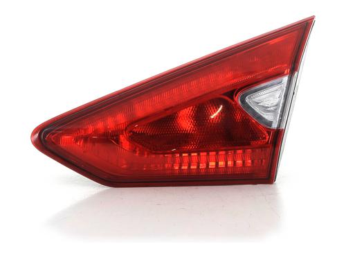 right-tailgate-light-nissan-pulsar-hatchback-c13-2014-34231120 main image