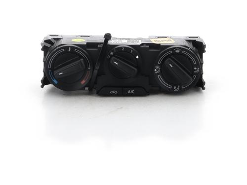 Used Climate control Climate control 37869904 37869904