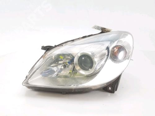 Used Left headlight Left headlight MERCEDES-BENZ B-CLASS Sports Tourer (W245) B 200 CDI (245.208) (140 hp) 10434726 10434726