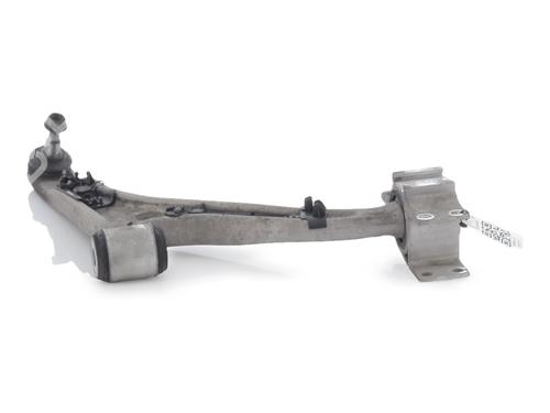 Used Right front suspension arm Right front suspension arm MERCEDES-BENZ GLA-CLASS (X156) GLA 220 d 4-matic (156.905) (177 hp) 40291178 40291178