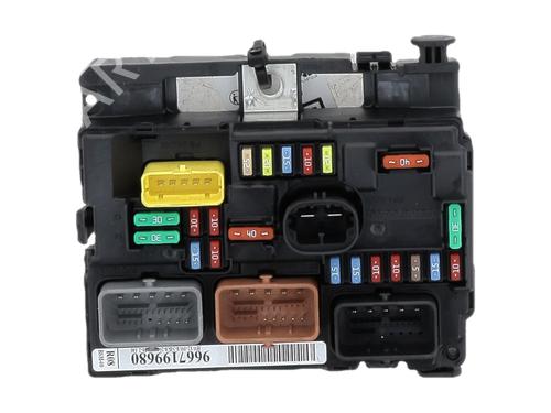 Fuse box CITROËN C3 II (SC_) 1.4 HDi 70 (SC8HZC, SC8HR0, SC8HP4) | BP39224384E1 - Image 2