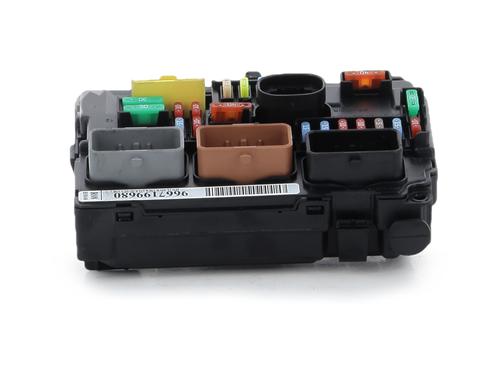 Used Fuse box Fuse box CITROËN C3 II (SC_) 1.2 VTi 82 (82 hp) 40003774 40003774