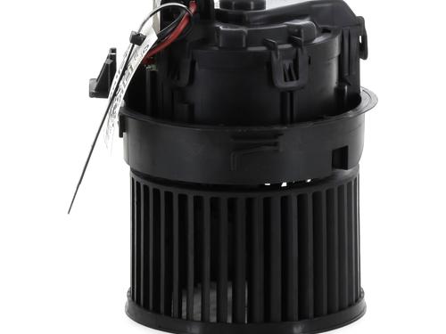 Heater blower motor PEUGEOT 208 I (CA_, CC_) 1.2 VTI 82 | BP24326485M62