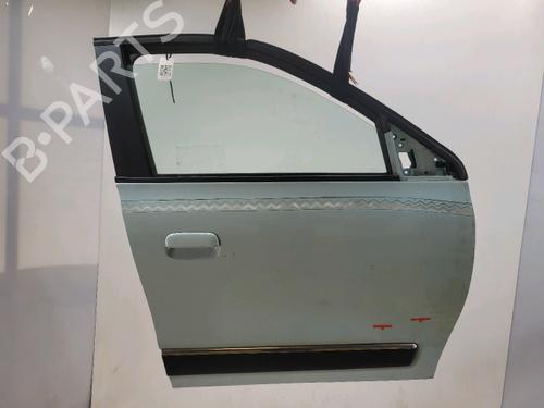Used Right front door Right front door RENAULT TWINGO III (BCM_, BCA_) 1.0 SCe 70 (71 hp) 40521338 40521338