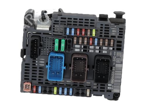 Fuse box CITROËN C4 II (NC_) 1.6 BlueHDi 120 | BP39899225E1 - Image 2