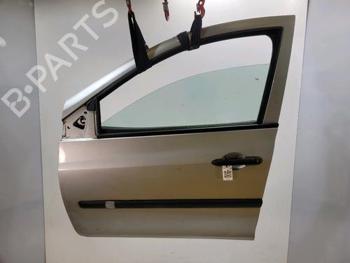 Dør venstre fortil RENAULT CLIO III (BR0/1, CR0/1) 1.2 16V (BR02, BR0J, BR11, CR02, CR0J, CR11) (75 hp) 30957700