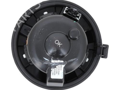 Used Heater blower motor PEUGEOT 208 II (UB_, UP_, UW_, UJ_) 1.2 Hybrid 100 (101 hp) 28834180