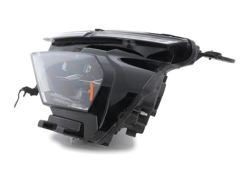 Used Left headlight CITROËN C4 III (BA_, BB_, BC_) 1.2 PureTech 130 (BAHNSA, BAHNSB) (130 hp) 30957847