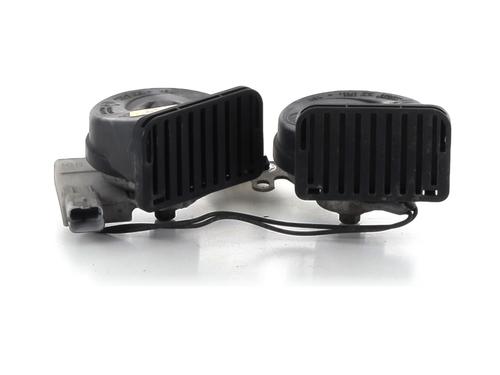 Toeter RENAULT LATITUDE (L70_) 2.0 dCi 150 (L70H) (150 hp) 31662329