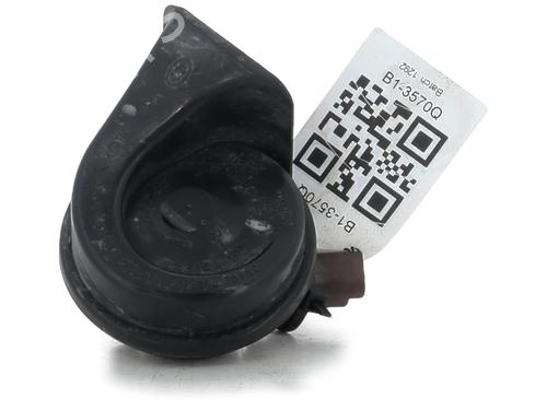 horn-renault-megane-iv-hatchback-b9amn_-2015-33733220 main image