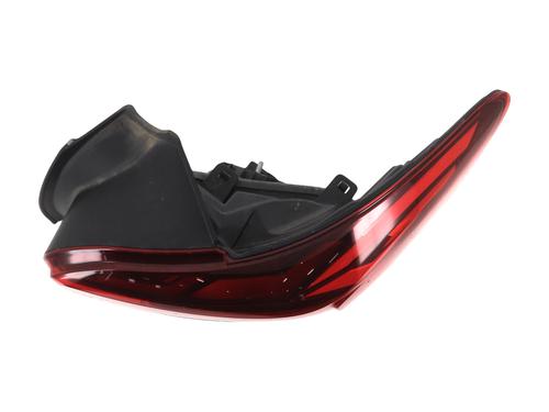 right-taillight-dacia-sandero-iii-2021-33230108 main image