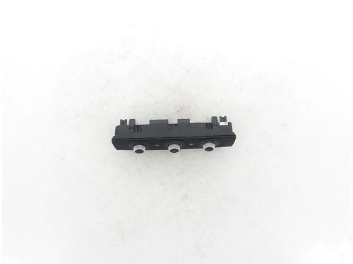 Climate control AUDI A3 Sportback (8VA, 8VF) 1.6 TDI | BP17325775I5 