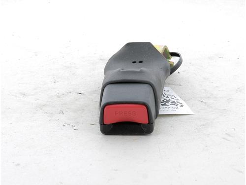 Used Seat buckle SUBARU FORESTER (SG_) 2.0 X AWD (SG5) (158 hp) 27916370