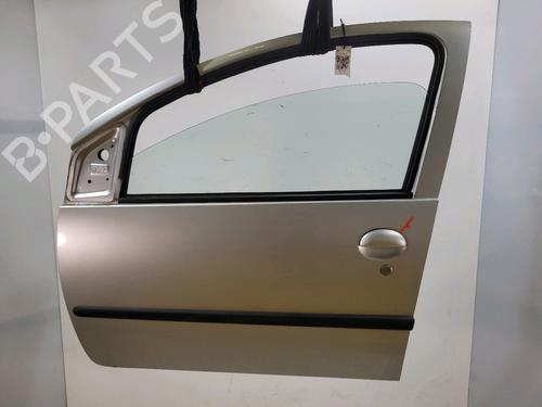 Used Left front door PEUGEOT 107 (PM_, PN_) 1.4 HDi (54 hp) 33166396