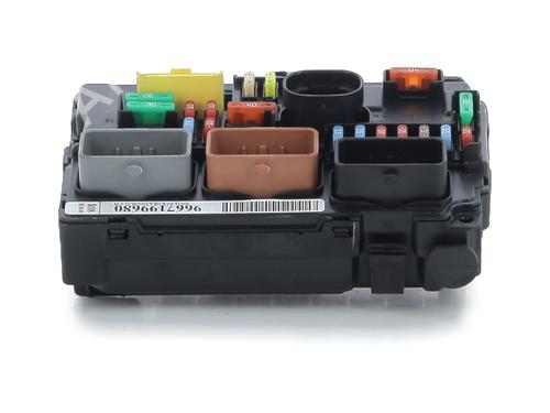 fuse-box-citroen-c3-ii-sc_-2009-32694018 main image