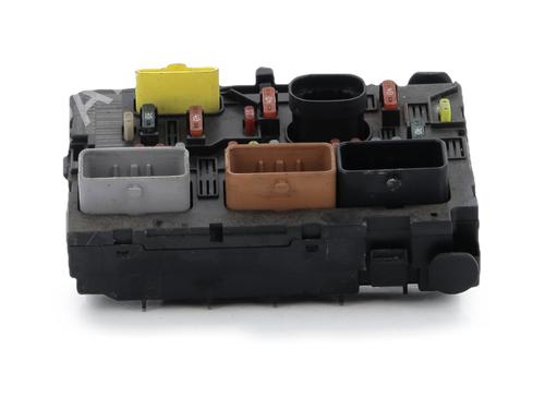 Used Fuse box Fuse box CITROËN C4 Picasso I MPV (UD_) 1.6 HDi (109 hp) 39899213 39899213