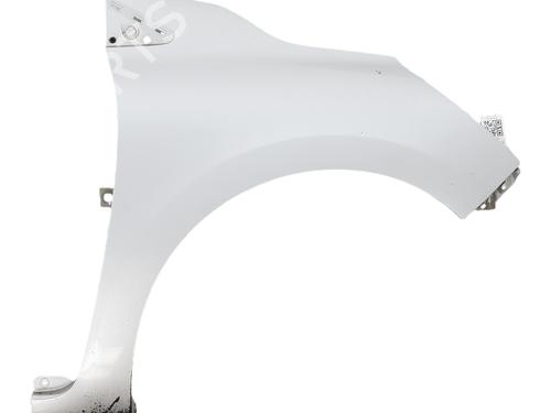 Used Right front fenders Right front fenders 39576610 39576610