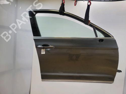 right-front-door-vw-passat-b8-3g2-cb2-2014-37065257 main image