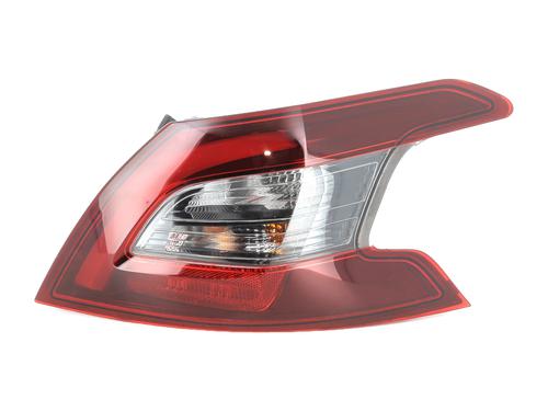 Used Right taillight PEUGEOT 308 II (LB_, LP_, LW_, LH_, L3_) 1.5 BlueHDI 100 (102 hp) 27169995