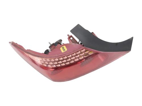 left-taillight-peugeot-407-coupe-6c_-2005-31876443 main image