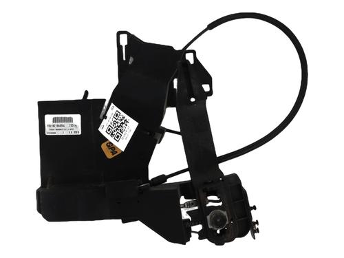 Serrure avant gauche FORD FIESTA V (JH_, JD_) 1.4 TDCi (68 hp) 31142344