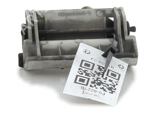 Trunk håndtak MITSUBISHI PAJERO III (V7_W, V6_W) 3.2 Di-D (V68W) (160 hp) 26038455