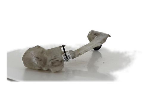 windscreen-washer-tank-citroen-ds3-sa_-2009-2010-2011-2012-2013-2014-2015-2016-32225428 main image