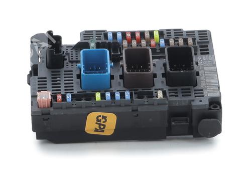 fuse-box-citroen-c4-picasso-ii-2013-31937473 main image