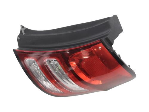 Używane Lampa tylna prawa CITROËN C3 II (SC_) 1.4 HDi 70 (SC8HZC, SC8HR0, SC8HP4) (68 hp) 30842846