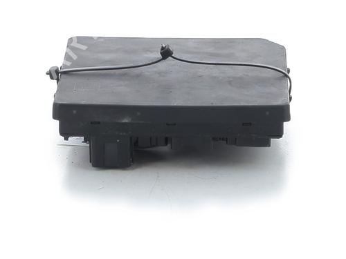 Used Fuse box NISSAN JUKE (F15) 1.5 dCi (110 hp) 33230402