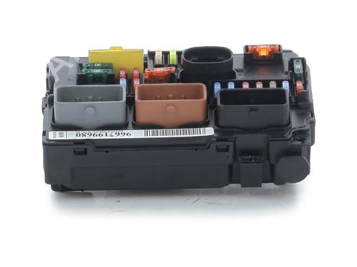 Used Fuse box CITROËN DS3 (SA_) 1.6 HDi 90 (92 hp) 32180534