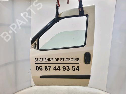 Używane Drzwi przednie lewe FIAT DOBLO Cargo (263_) 1.3 D Multijet (263WXU1A, 263ZXU1A, 263WYB1A, 263ZYB1A) (95 hp) 30335077