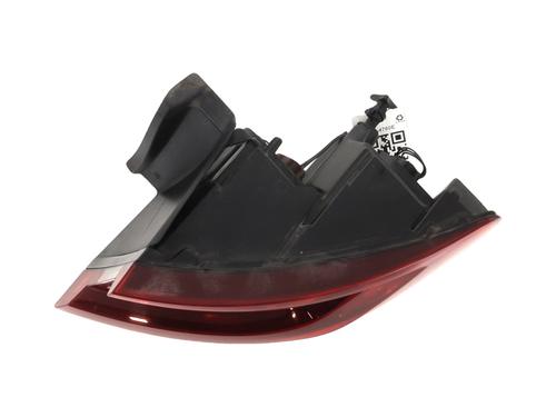 Høyre baklys RENAULT MEGANE IV Hatchback (B9A/M/N_) 1.5 dCi 110 (B9A3) (110 hp) 29623791