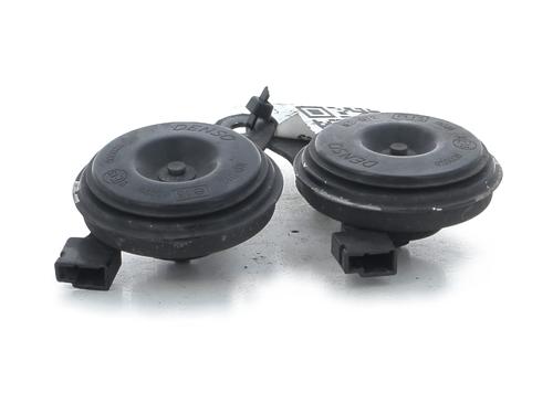 Used Horn TOYOTA COROLLA Saloon (_E21_) 1.8 VVTi Hybrid (ZWE219) (140 hp) 31963614