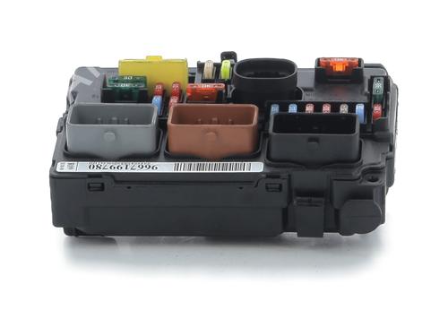 Used Fuse box CITROËN C3 II (SC_) 1.4 HDi 70 (SC8HZC, SC8HR0, SC8HP4) (68 hp) 32513184