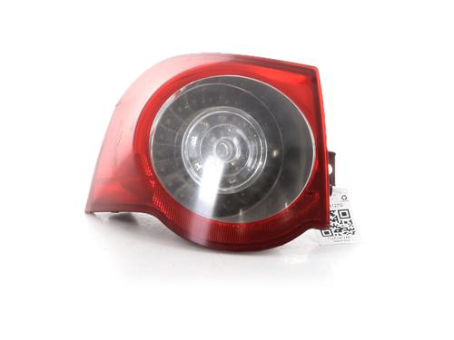 Left taillight VW PASSAT B6 Variant (3C5) 2.0 TDI | BP39194672C34 - Image 2