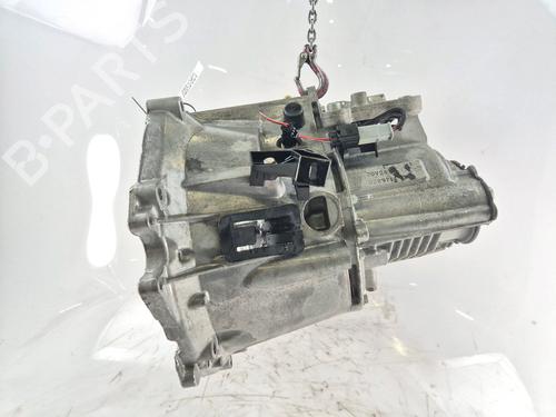 Used Gearbox Gearbox CITROËN C3 III (SX) 1.2 THP 110 (SXHNPS, SXHNZT, SXHNZ6) (110 hp) 39736644 39736644