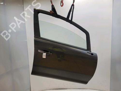 Used Right front door OPEL CORSA D (S07) 1.4 (L08, L68) (100 hp) 31304210