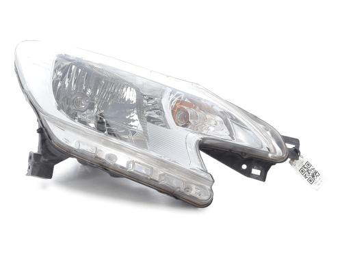 Used Right headlight Right headlight NISSAN NOTE (E12) 1.5 dCi (90 hp) 33949114 33949114
