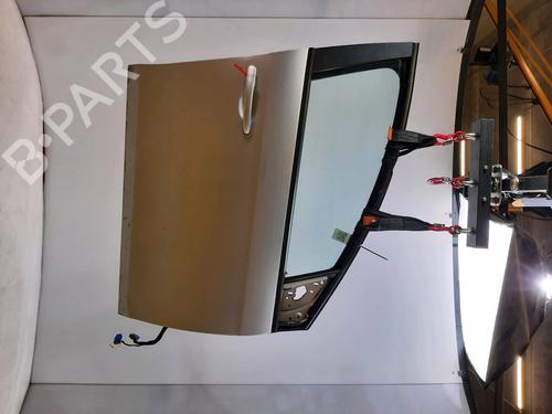 Used Right front door FIAT BRAVO II (198_) 1.9 D Multijet (198AXB1A) (120 hp) 16206752