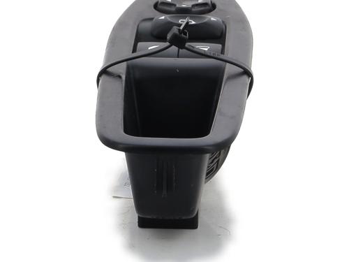 Left front window switch PEUGEOT 208 I (CA_, CC_) 1.2 VTI 82 | BP29517687I27 
