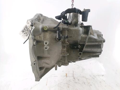 Cambio VOLVO V40 Cross Country (526) D2 (120 hp) 31207476