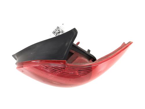 Used Right taillight PEUGEOT 206 Hatchback (2A/C) 1.4 i (75 hp) 31056800