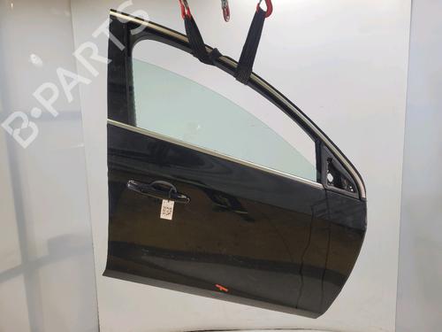 right-front-door-volvo-v60-i-155-2010-2011-2012-2013-2014-2015-2016-2017-2018-31986109 main image