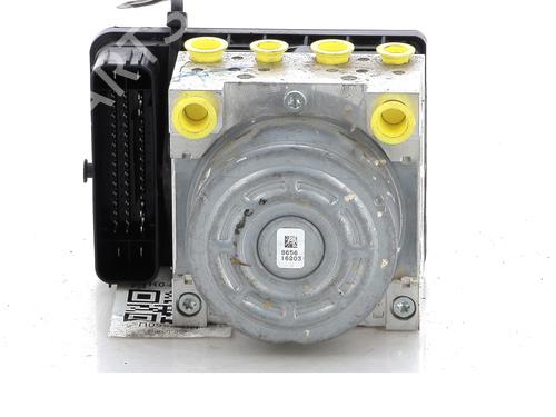 Used ABS pump RENAULT MEGANE IV Hatchback (B9A/M/N_) 1.5 Blue dCi 95 (B9A2, B9A6) (95 hp) 17989691